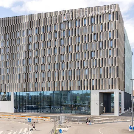 Comfort Hotel Helsinki Airport-3